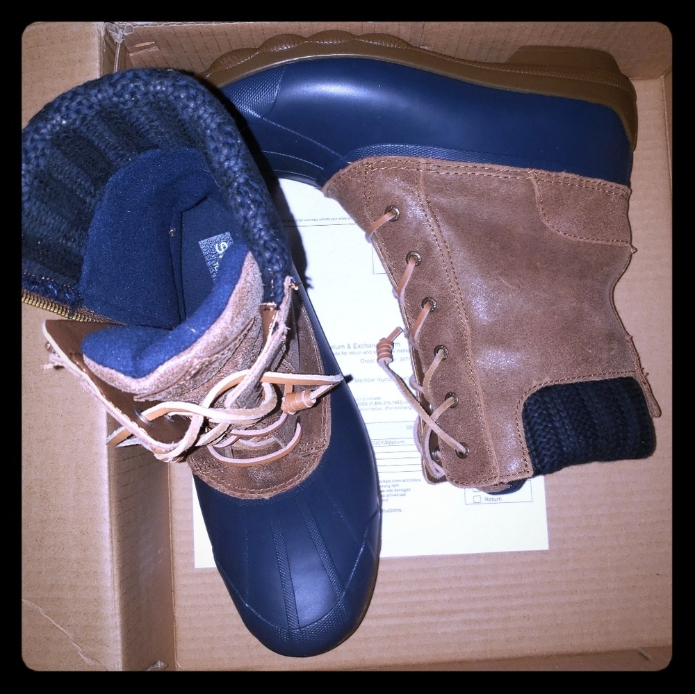 Brand new Sperry Rain/Snow boots